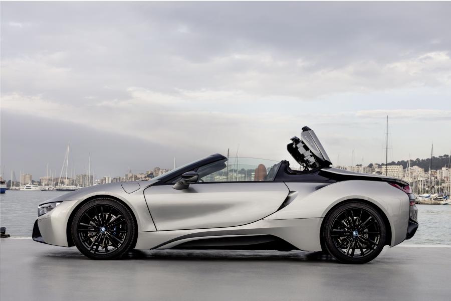 BMW i8 Roadster (I15) 2018 года  (WW) (фото 119 из 198)
